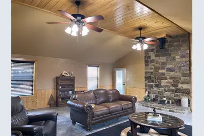 110 Private Road 749, Donie, TX 75838 - Photo 5