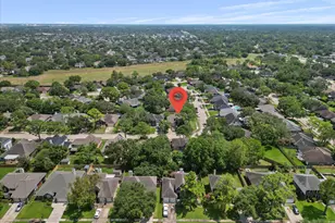 4915 Stone Harbor Dr, Friendswood, TX 77546 - Photo 39