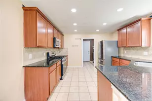 2002 Collins Rose Ct, Richmond, TX 77469 - Photo 15