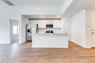27030 Breakaway Ln, Katy, TX 77493 - Photo 9