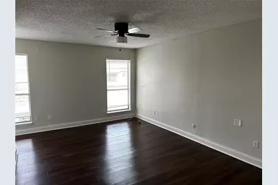 9534 Pagewood Lane, Houston, TX 77063 - Photo 15