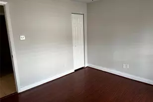 9534 Pagewood Ln, Houston, TX 77063 - Photo 11