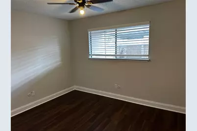 9534 Pagewood Lane, Houston, TX 77063 - Photo 7