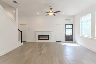 568 Red Cascade Trail, Willis, TX 77318 - Photo 7