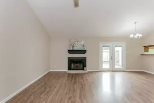 2146 Greenbriar Colony Dr, Houston, TX 77032 - Photo 3