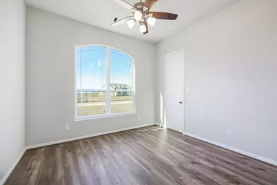 2455 Diamond D, Beaumont, TX 77713 - Photo 9
