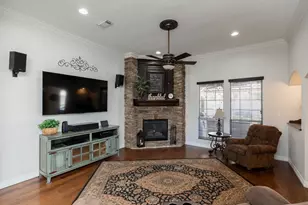 665 Winchester Dr, Bridge City, TX 77611 - Photo 19