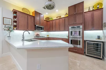 2026 Elmen Street, Houston, TX 77019 - Photo 21