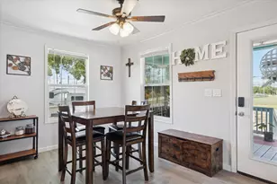 2385 Broadway St, Dickinson, TX 77539 - Photo 9