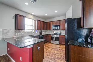 1703 Thornhampton Ct, Houston, TX 77014 - Photo 11