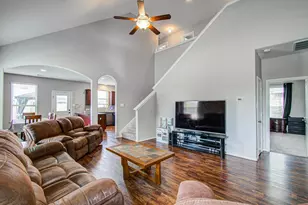 1703 Thornhampton Ct, Houston, TX 77014 - Photo 7