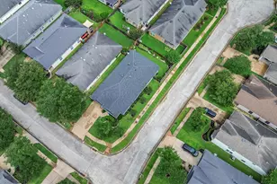 12702 Portales Pointe Ln, Tomball, TX 77377 - Photo 35
