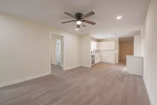 536 Stimpson St, Baytown, TX 77520 - Photo 25