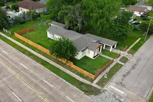 536 Stimpson St, Baytown, TX 77520 - Photo 15
