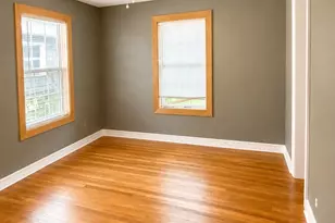 7622 Azalea St, Houston, TX 77023 - Photo 3