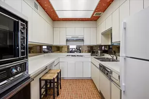 5110 San Felipe Street W, Houston, TX 77056 - Photo 3