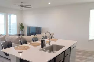 2913 Crown Gate Dr, Houston, TX 77047 - Photo 7