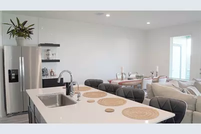 2913 Crown Gate Drive, Houston, TX 77047 - Photo 5