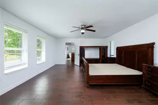 12826 Hill Dr, Conroe, TX 77304 - Photo 9