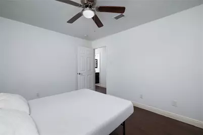 12826 Hill Dr, Conroe, TX 77304 - Photo 15