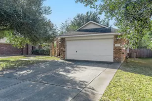 32015 Sue Ln, Pinehurst, TX 77362 - Photo 3