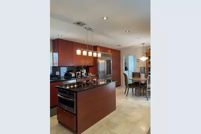 5232 Piping Rock Lane, Houston, TX 77056 - Photo 5