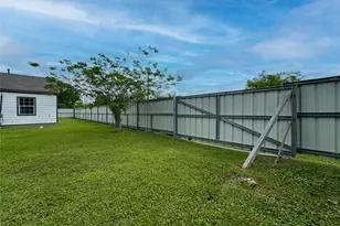 730 Dunkley Dr, Houston, TX 77076 - Photo 27
