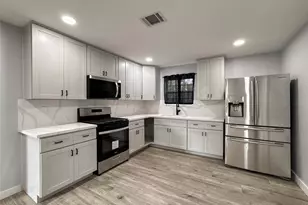 730 Dunkley Dr, Houston, TX 77076 - Photo 7