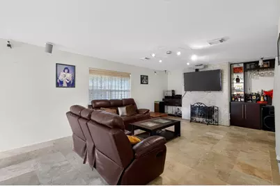 11726 Wilson Pines Court, Houston, TX 77031 - Photo 3