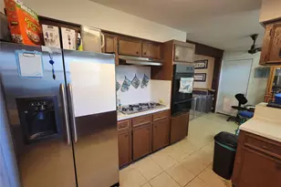 3 Ivy Ct, Jones Creek, TX 77541 - Photo 11