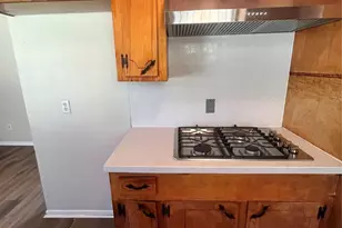 6415 Heath St, Houston, TX 77016 - Photo 9