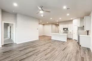 22806 Theodoli Dr, Katy, TX 77449 - Photo 9