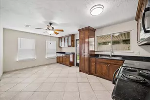 10411 Goodrum Rd, Houston, TX 77041 - Photo 11