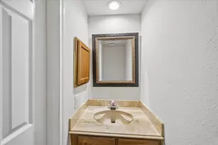 10411 Goodrum Rd, Houston, TX 77041 - Photo 13