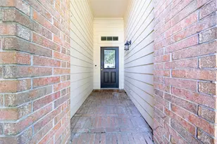 2203 Mountain Ranch Dr, Houston, TX 77049 - Photo 3