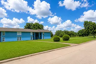 513 E Caney St, Wharton, TX 77488 - Photo 3