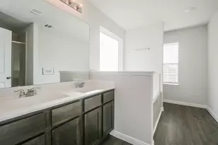 4212 McGregor Blf Ln, Conroe, TX 77304 - Photo 21
