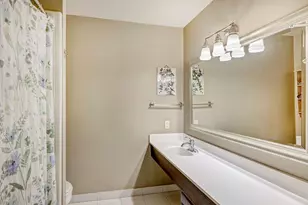 473 N Post Oak Ln, Houston, TX 77024 - Photo 17