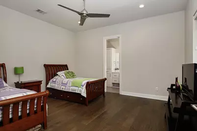 10 Kingscote Way, The Woodlands, TX 77382 - Photo 31