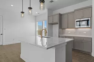 12102 Wild Bnd Dr, Baytown, TX 77523 - Photo 5