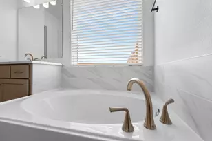 12102 Wild Bnd Dr, Baytown, TX 77523 - Photo 21