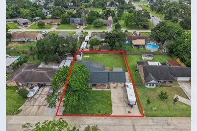 635 Meadowlawn St, La Porte, TX 77571 - Photo 5