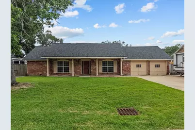 635 Meadowlawn St, La Porte, TX 77571 - Photo 5