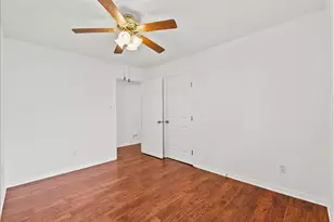 635 Meadowlawn St, La Porte, TX 77571 - Photo 27