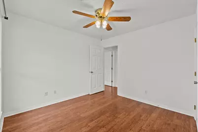 635 Meadowlawn St, La Porte, TX 77571 - Photo 23