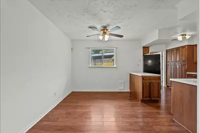 635 Meadowlawn St, La Porte, TX 77571 - Photo 19