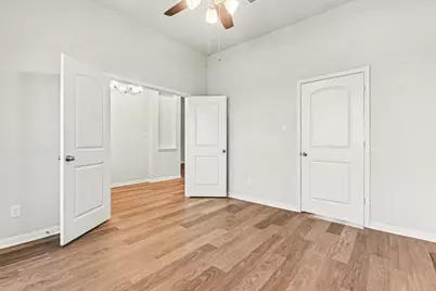 27 Red Barn Road, Bay City, TX 77414 - Photo 9