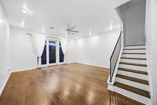 2100 Commonwealth St, Houston, TX 77006 - Photo 3