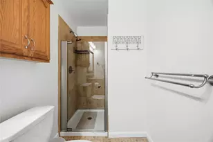 2100 Commonwealth St, Houston, TX 77006 - Photo 23