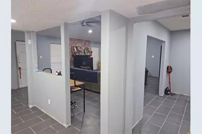 909 Lilac Street, La Marque, TX 77568 - Photo 11